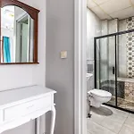 Taksim Dora 住宿加早餐酒店 4*