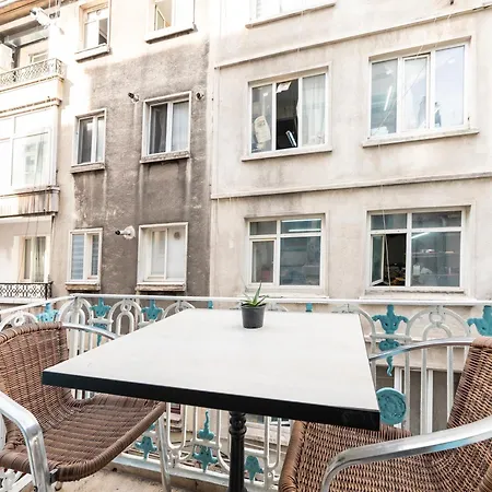 Taksim Dora Couette-café