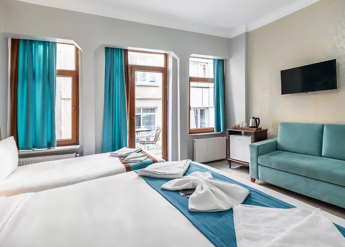 Taksim Dora Couette-café