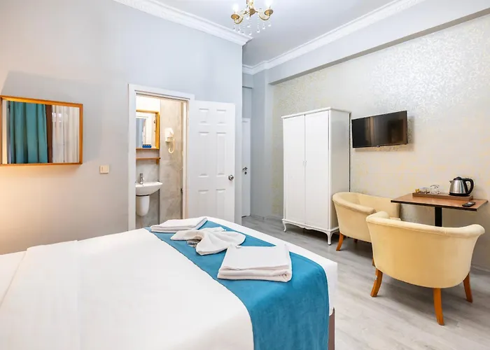 Couette-café Taksim Dora 4*