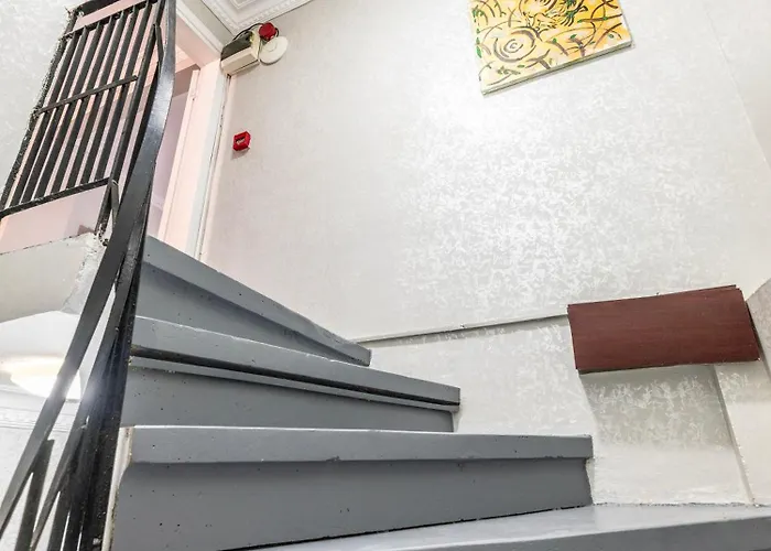 Couette-café Taksim Dora 4*