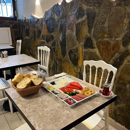 Taksim Dora 住宿加早餐酒店 4*